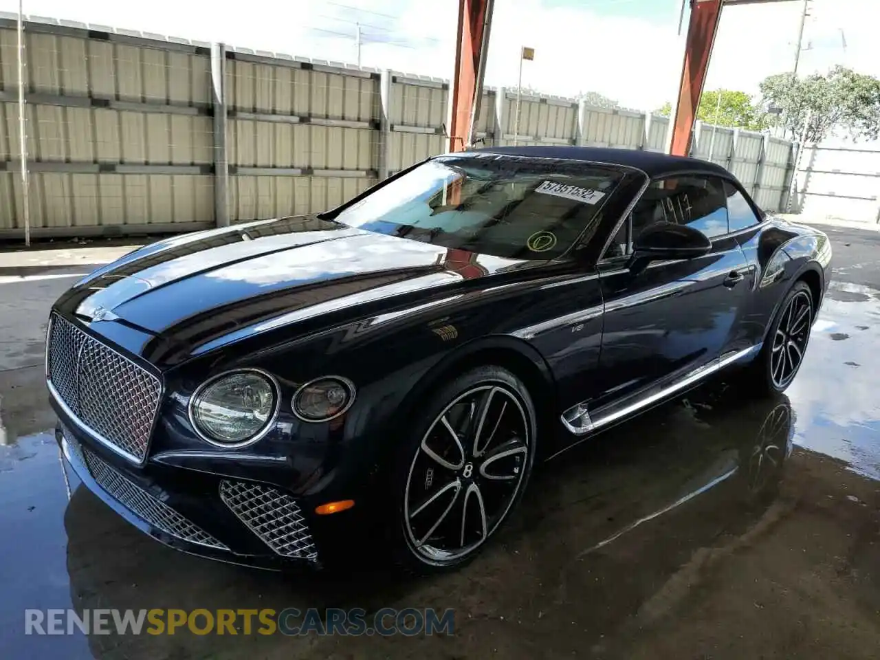 2 fotografías del automóvil dañado SCBDG4ZGXNC093350 BENTLEY CONTINENTA 2022