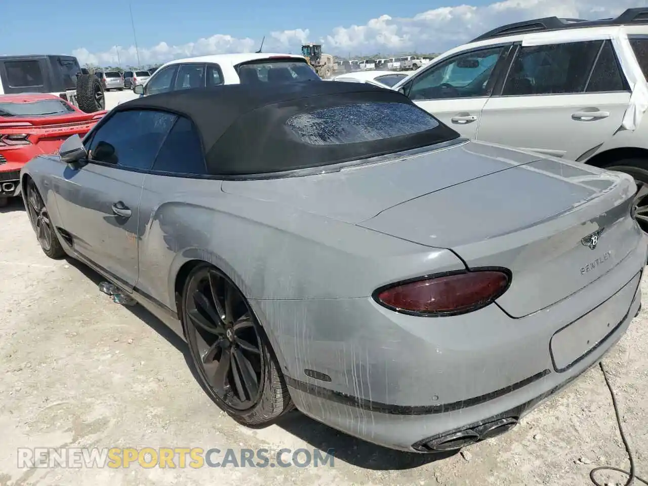 2 fotografías del automóvil dañado SCBDG4ZG6PC004909 BENTLEY CONTINENTA 2023