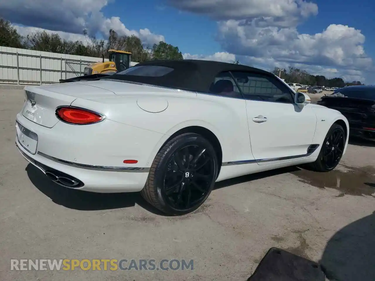 3 fotografías del automóvil dañado SCBDG4ZG6PC007759 BENTLEY CONTINENTA 2023