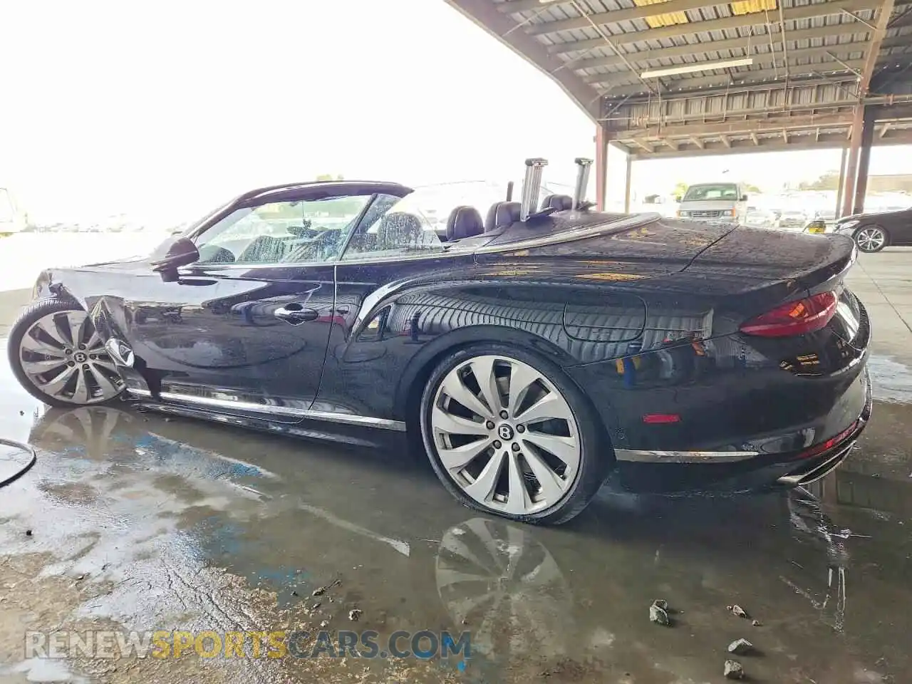 2 fotografías del automóvil dañado SCBDP4ZG7TC026802 BENTLEY CONTINENTA 2026