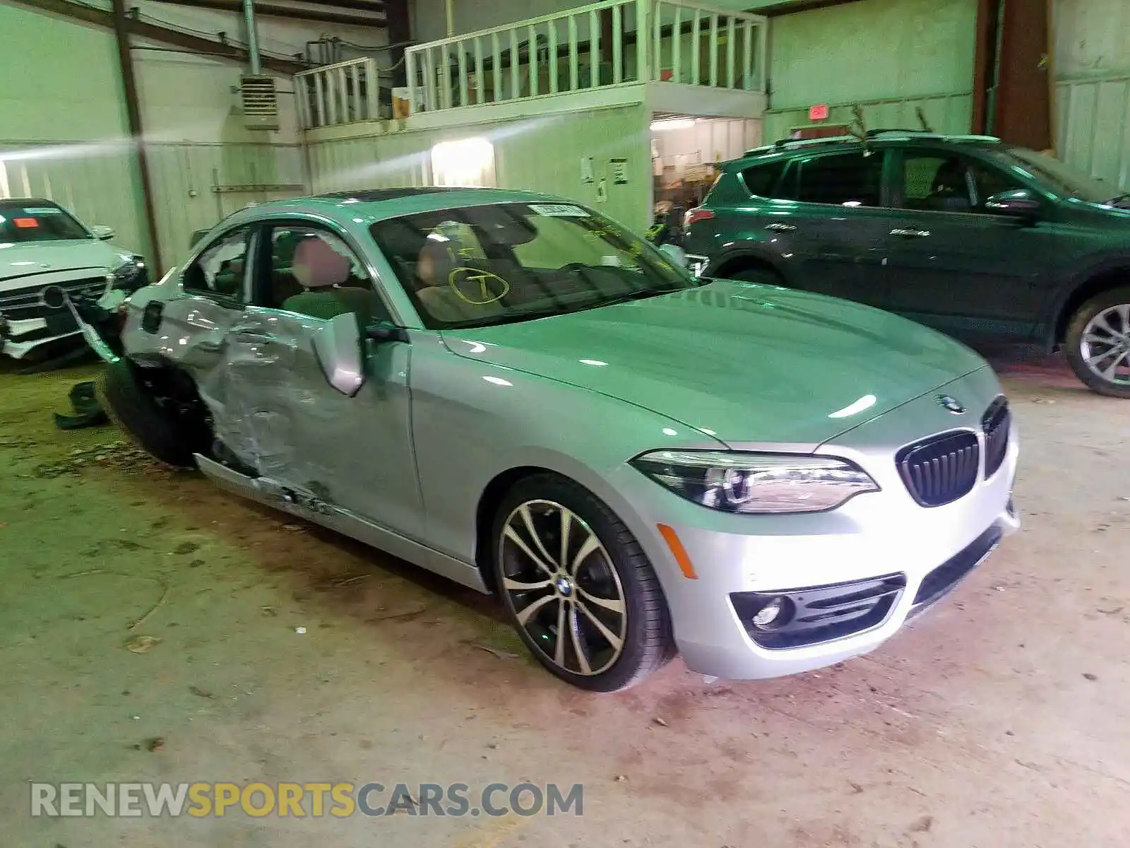 1 Photograph of a damaged car WBA2J1C04L7E69496 BMW 2 SERIES 2020