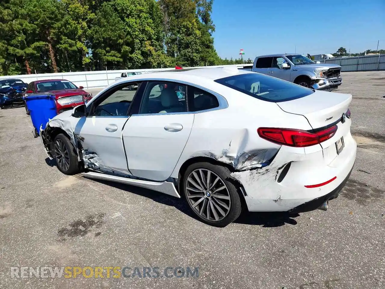 2 Фотография поврежденного автомобиля WBA73AK01M7G98172 BMW 2 SERIES 2021