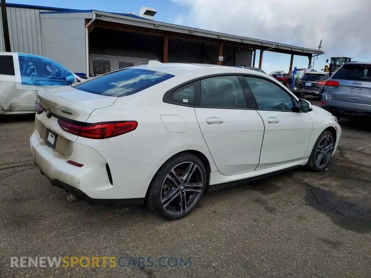 3 Фотография поврежденного автомобиля WBA73AK06R7R62944 BMW 2 SERIES 2024