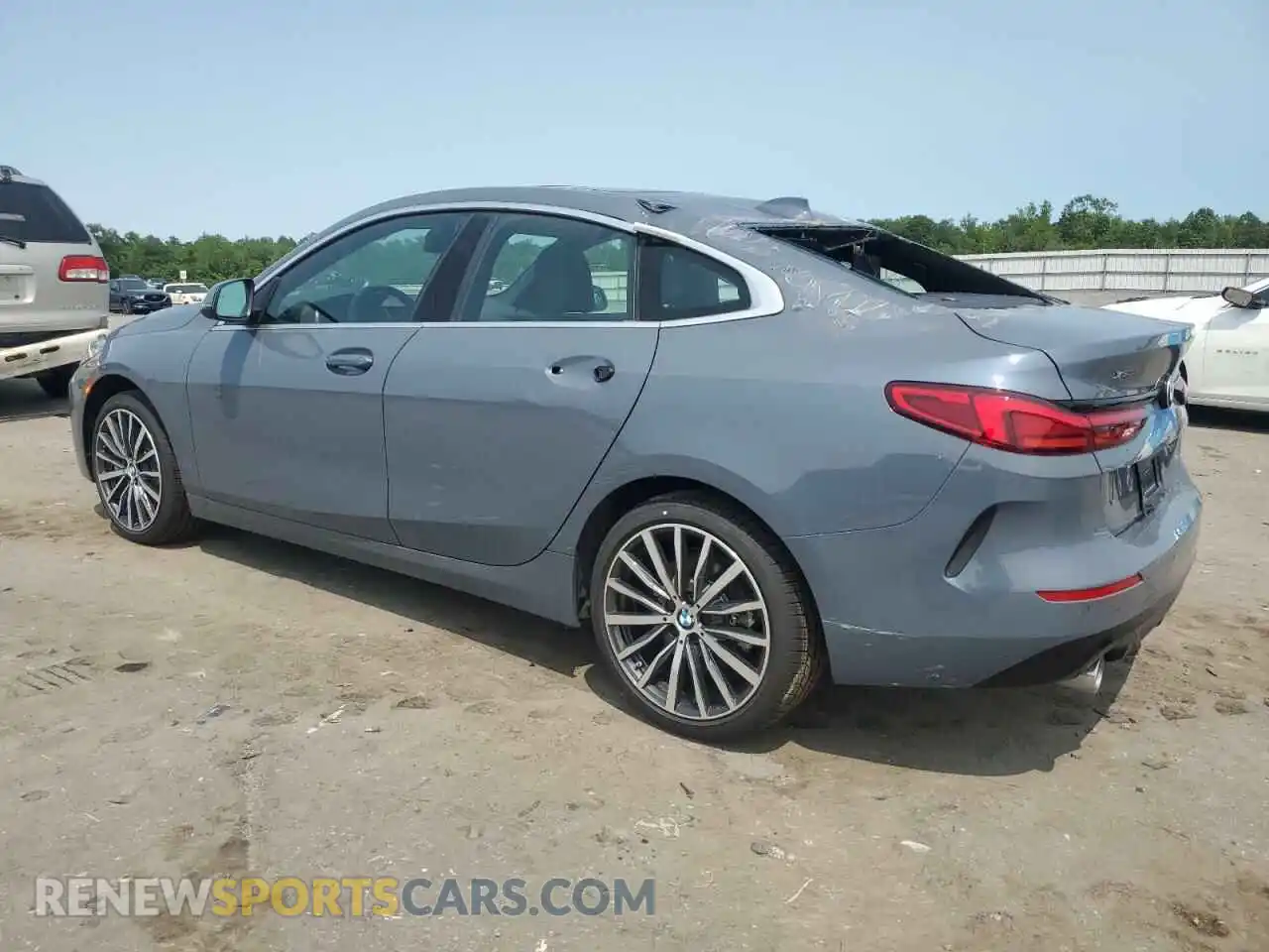 2 Фотография поврежденного автомобиля WBA73AK0XR7R21801 BMW 2 SERIES 2024
