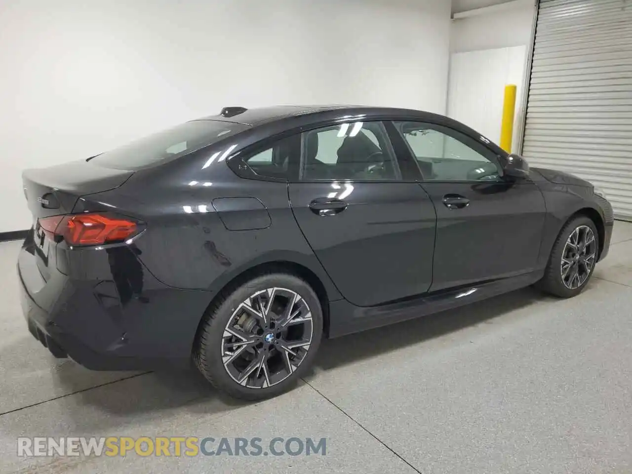 3 Фотография поврежденного автомобиля WBA23GG01S7T64546 BMW 2 SERIES 2025