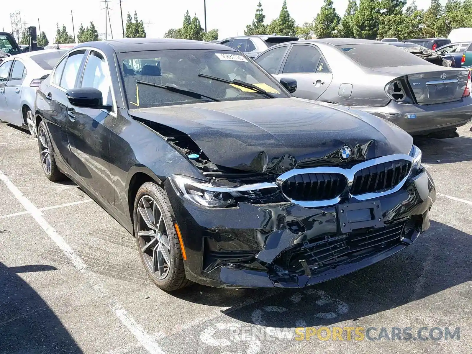 1 Photograph of a damaged car WBA5R1C56KAK13036 BMW 3 SERIES 2019