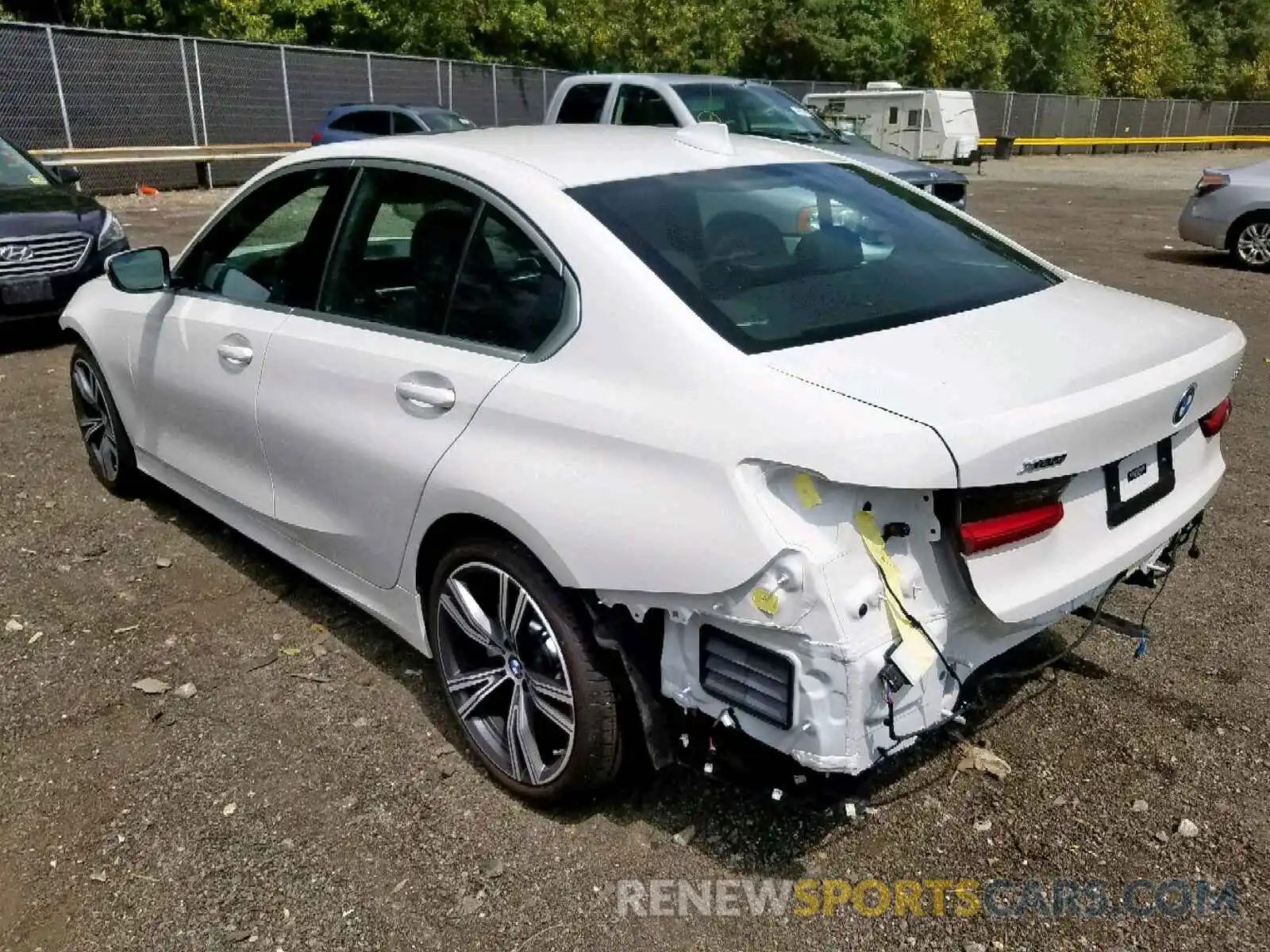 3 Photograph of a damaged car WBA5R7C52KAJ82550 BMW 3 SERIES 2019