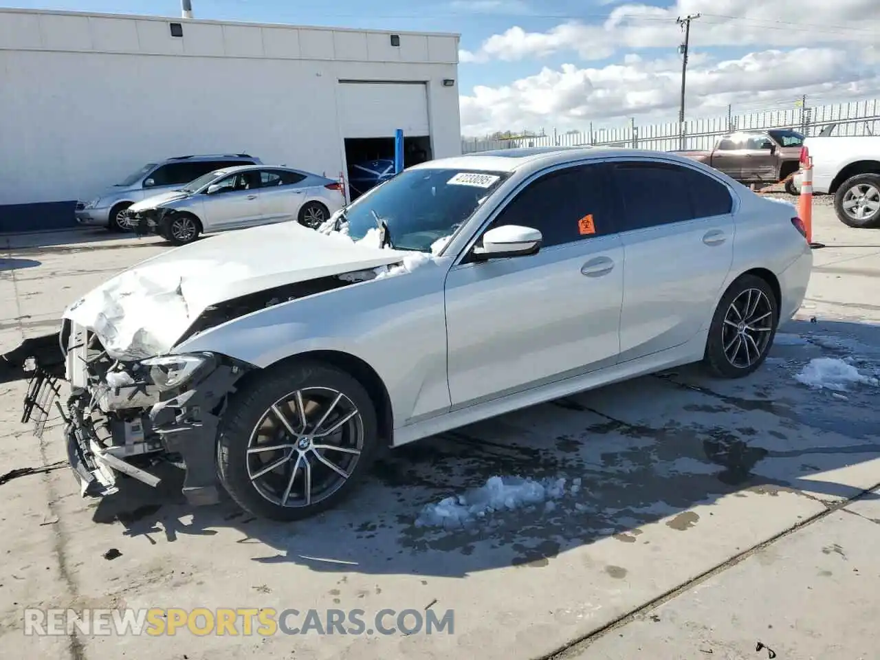 1 Photograph of a damaged car WBA5R7C57KAJ80695 BMW 3 SERIES 2019