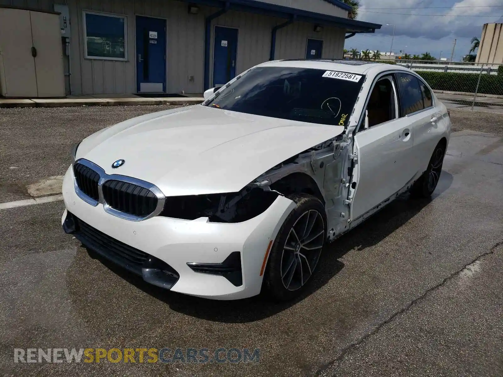 2 Photograph of a damaged car WBA5R1C05LFH76381 BMW 3 SERIES 2020