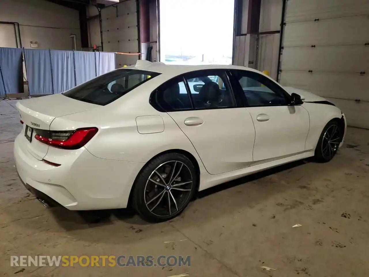 3 Photograph of a damaged car WBA5R7C08LFH46861 BMW 3 SERIES 2020