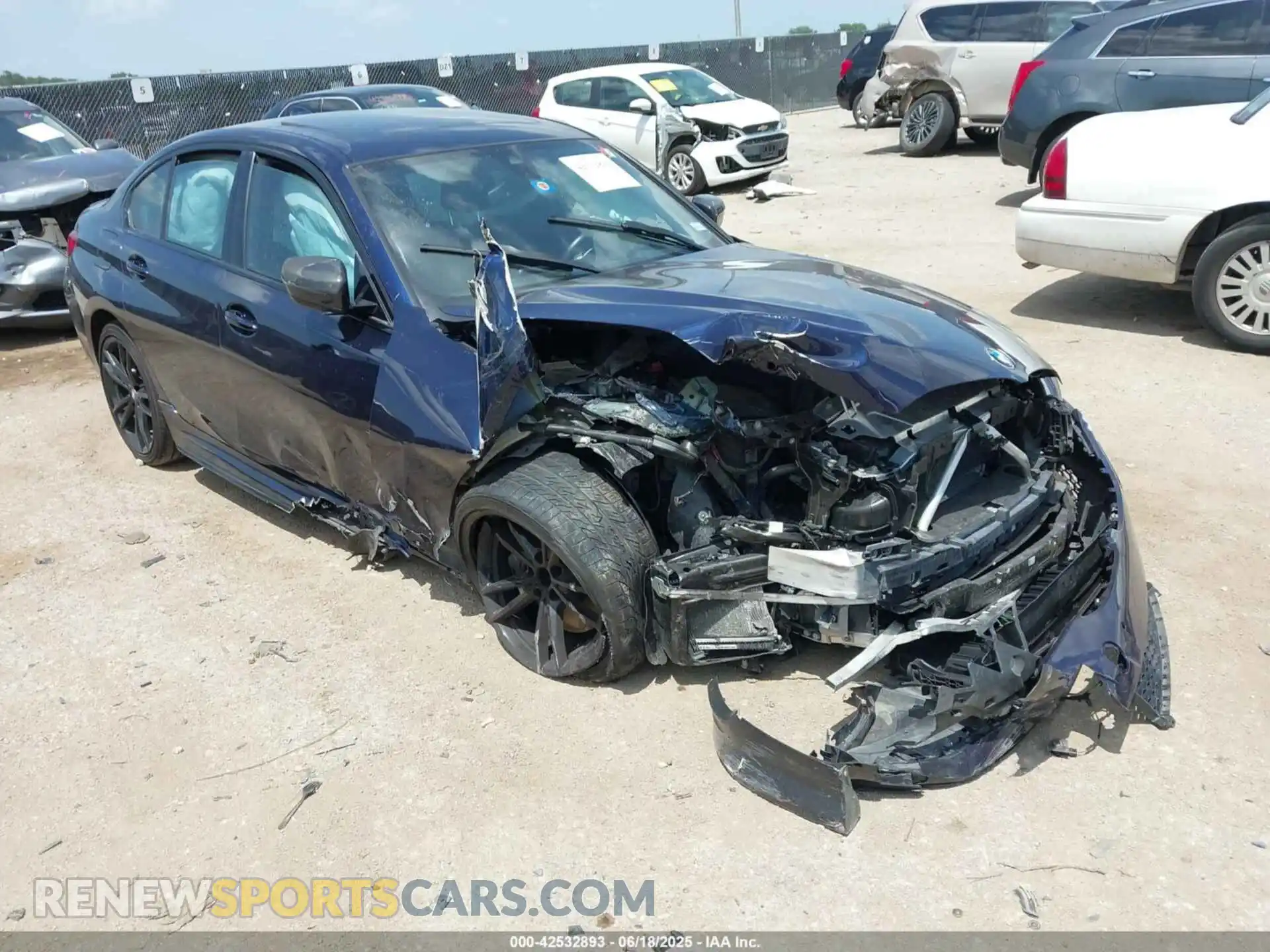 1 Photograph of a damaged car WBA5U7C07LFH34909 BMW 3 SERIES 2020