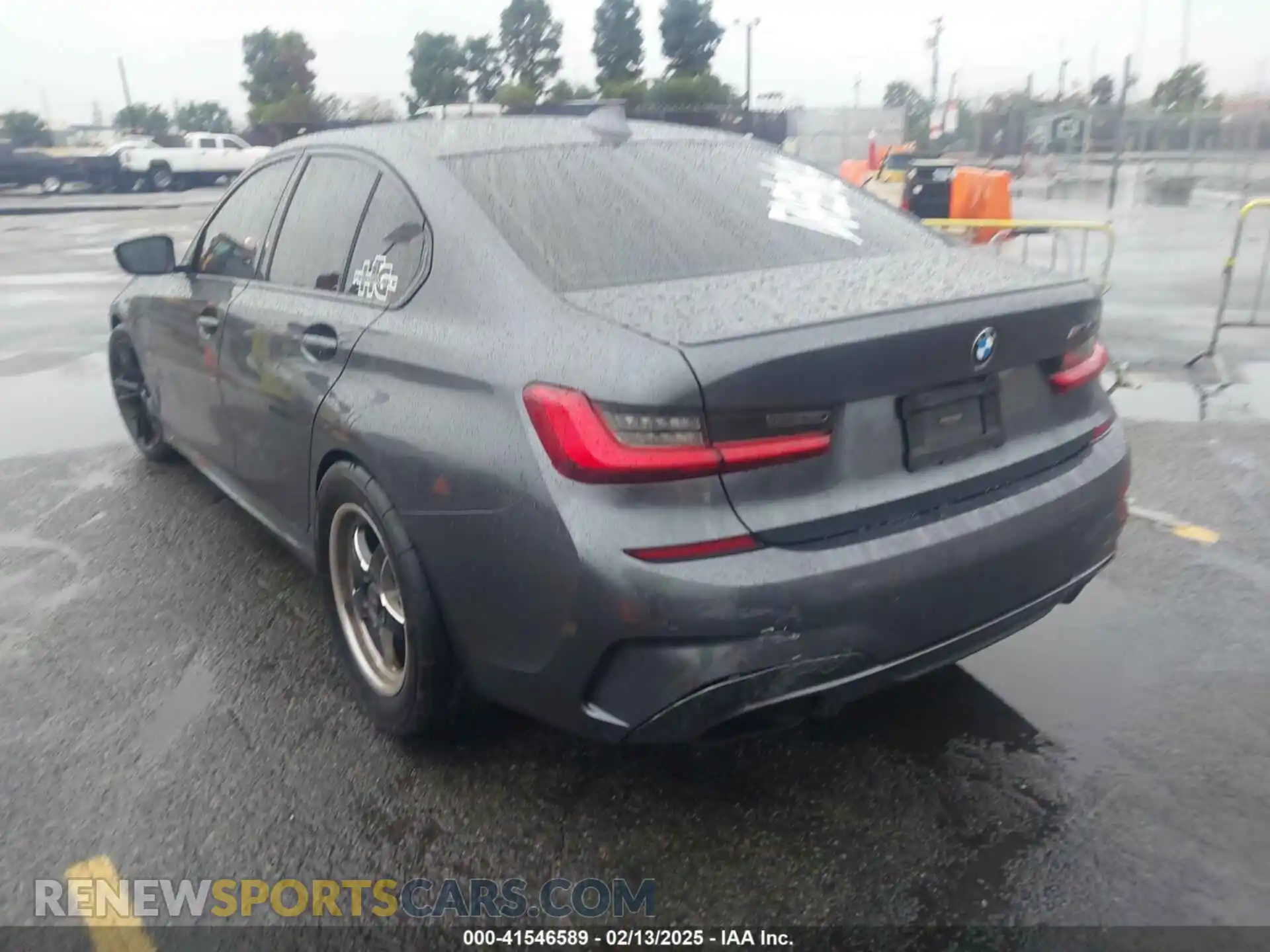 3 Photograph of a damaged car WBA5U7C0XLA232180 BMW 3 SERIES 2020