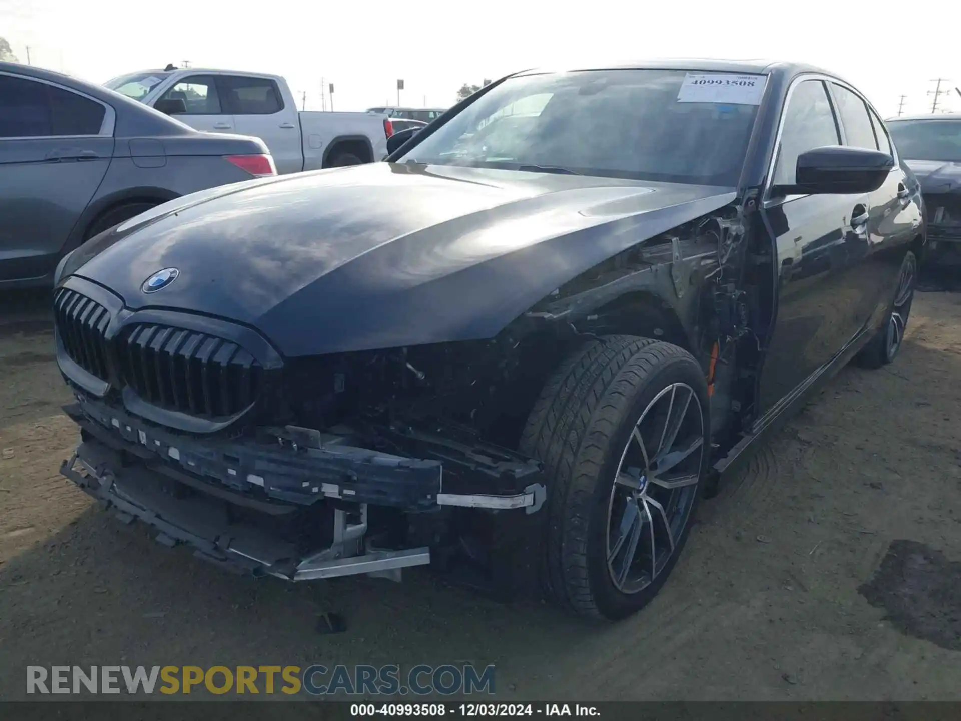 2 Photograph of a damaged car 3MW5P7J05M8B83798 BMW 3 SERIES 2021