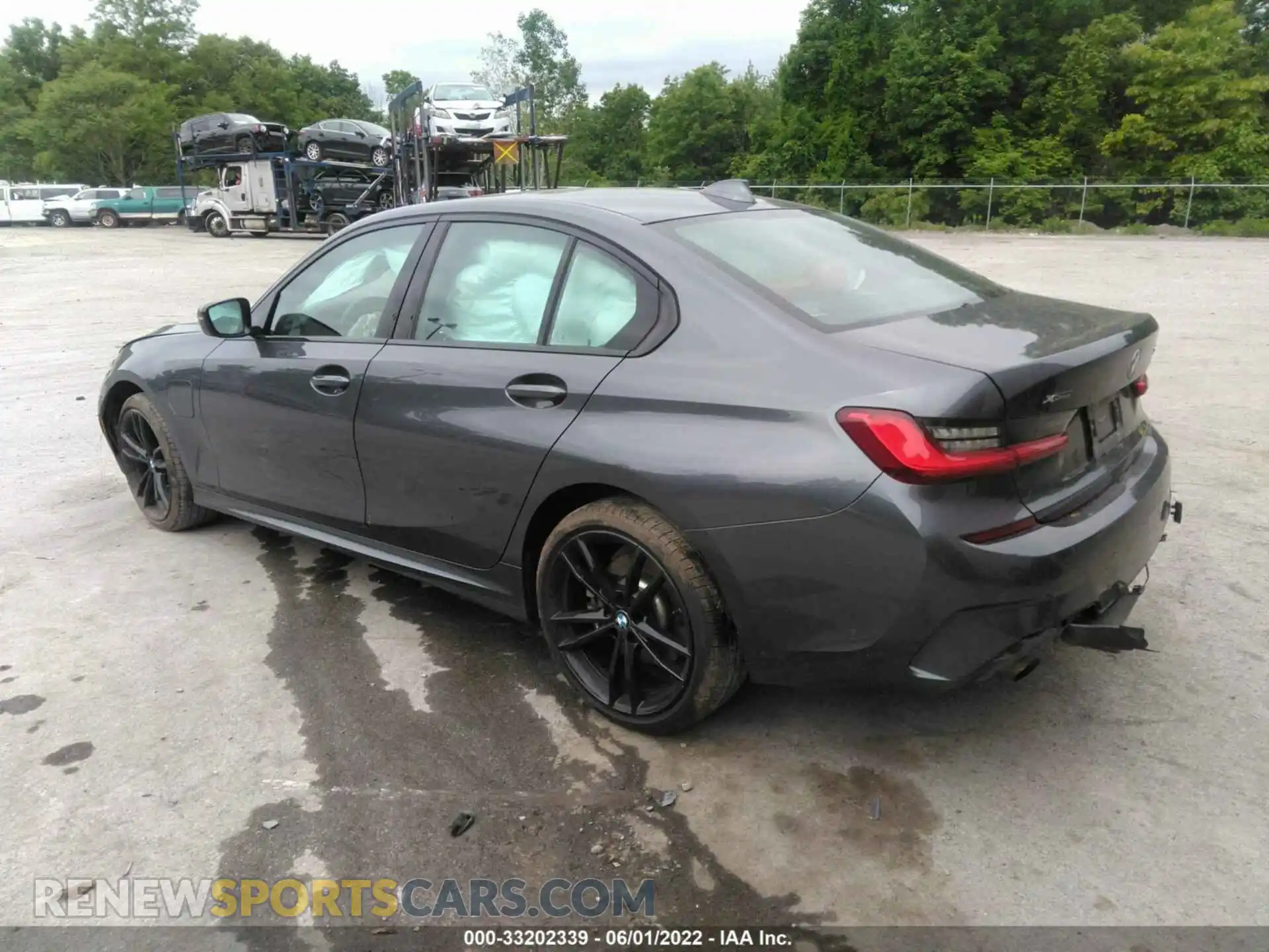 3 Photograph of a damaged car 3MW5P9J00M8B87527 BMW 3 SERIES 2021