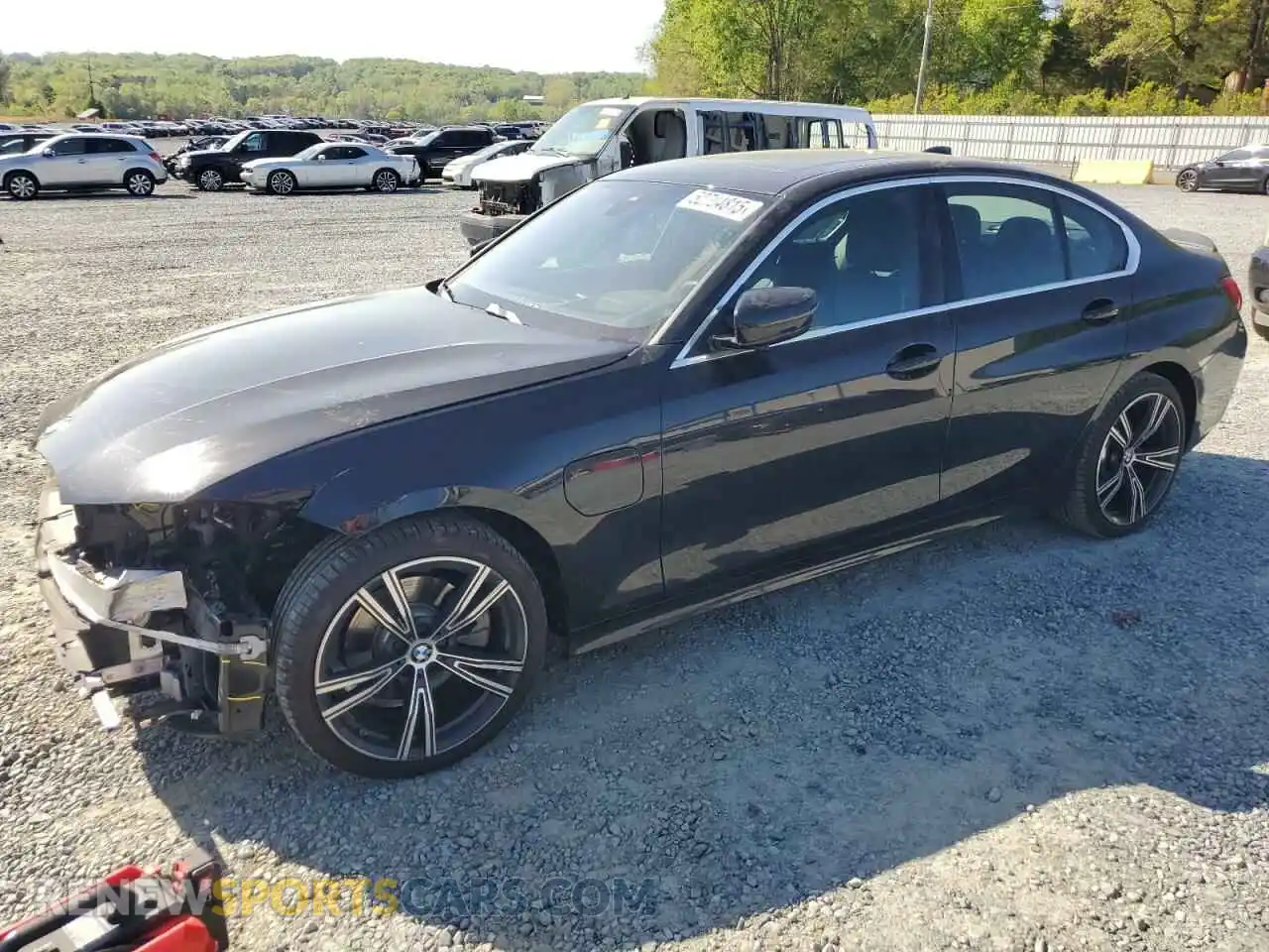 1 Photograph of a damaged car 3MW5P9J09M8C11548 BMW 3 SERIES 2021