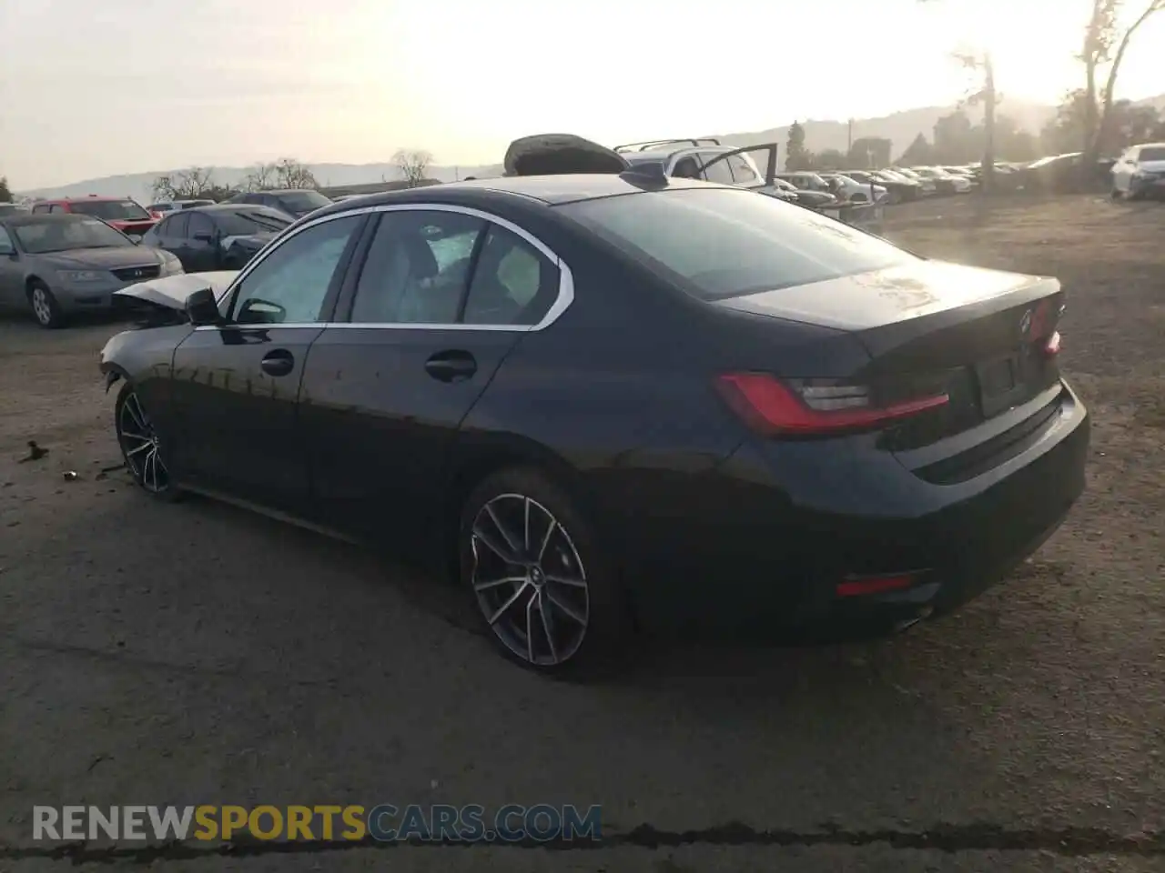 2 fotografías del automóvil dañado 3MW5R1J00M8B70027 BMW 3 SERIES 2021