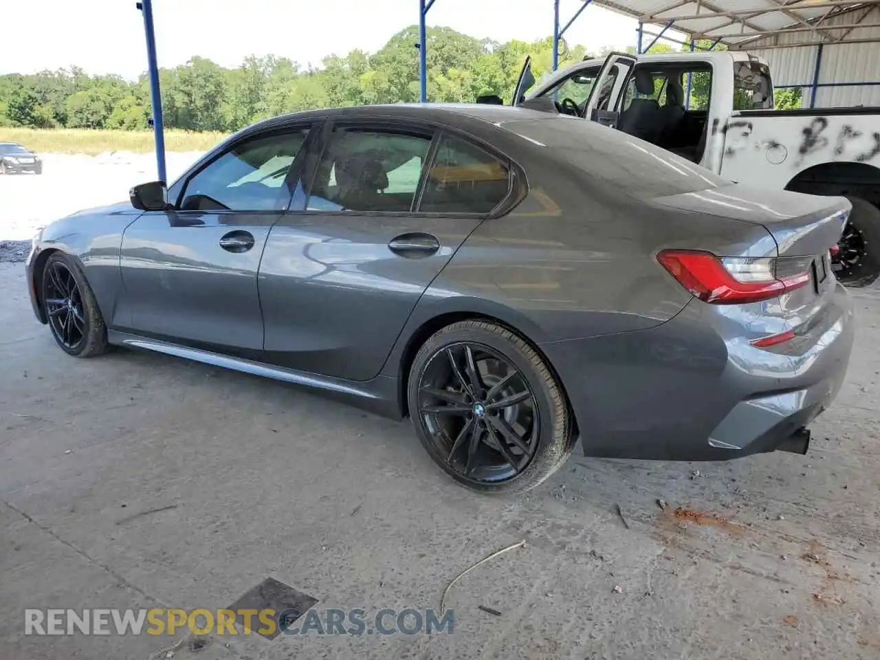 2 Photograph of a damaged car 3MW5R1J03M8B83242 BMW 3 SERIES 2021