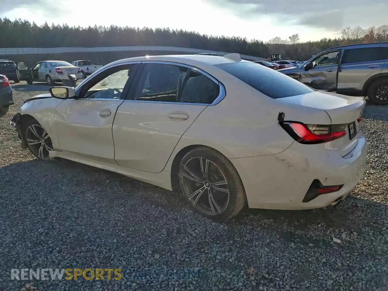 2 Photograph of a damaged car 3MW5R1J03M8B97089 BMW 3 SERIES 2021