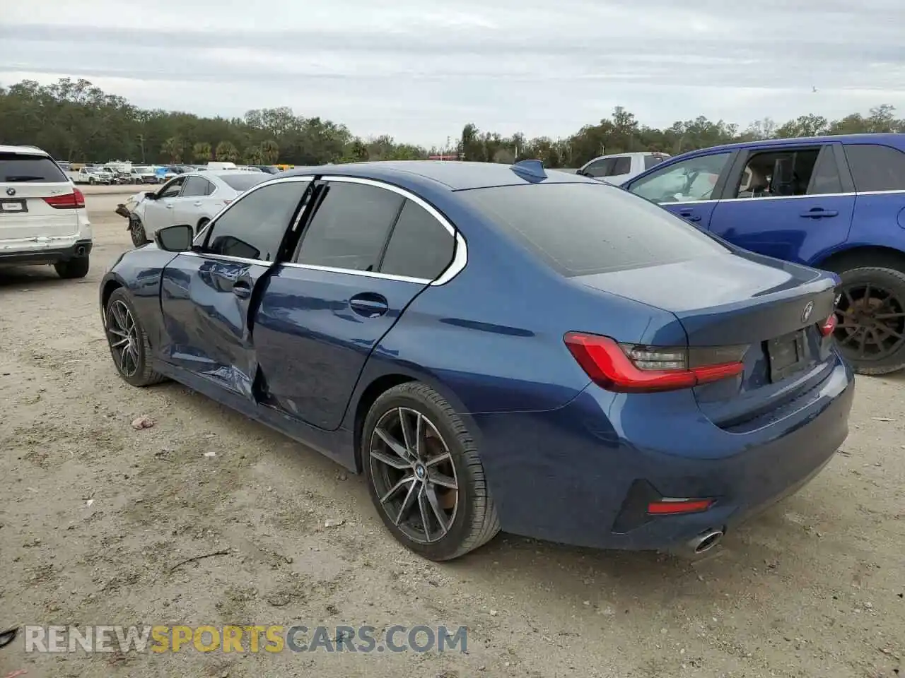 2 Photograph of a damaged car 3MW5R1J06M8B65382 BMW 3 SERIES 2021