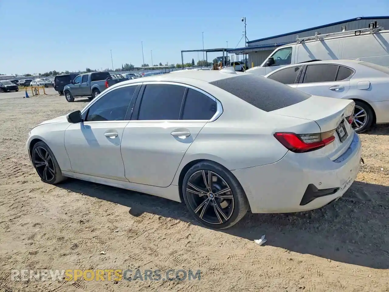 2 fotografías del automóvil dañado 3MW5R1J06M8C06870 BMW 3 SERIES 2021
