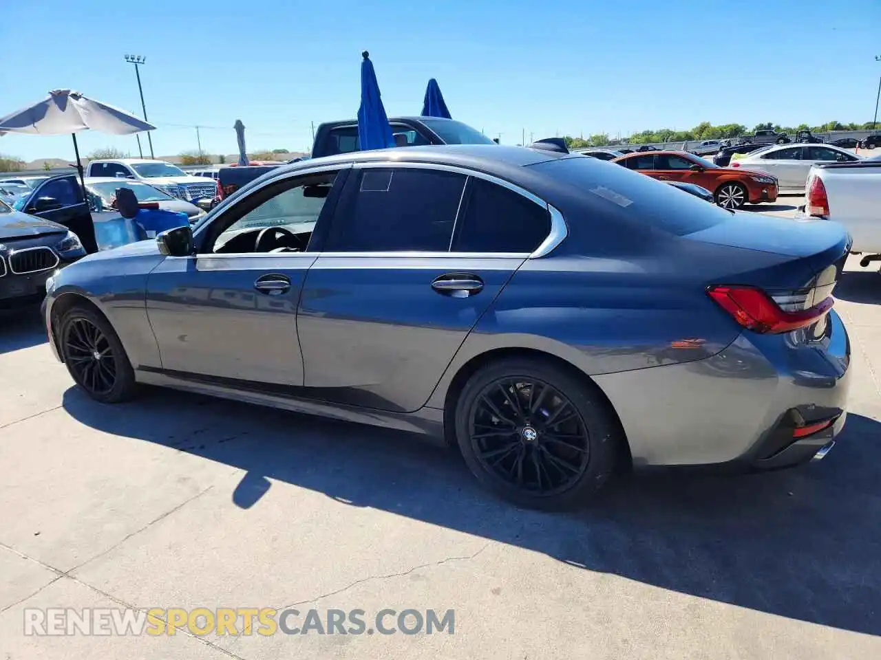 2 Photograph of a damaged car 3MW5R1J06M8C13754 BMW 3 SERIES 2021