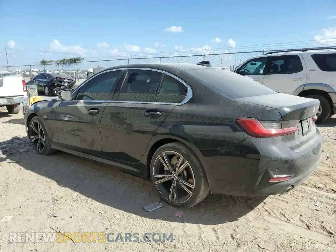 2 Photograph of a damaged car 3MW5R1J07M8B60210 BMW 3 SERIES 2021