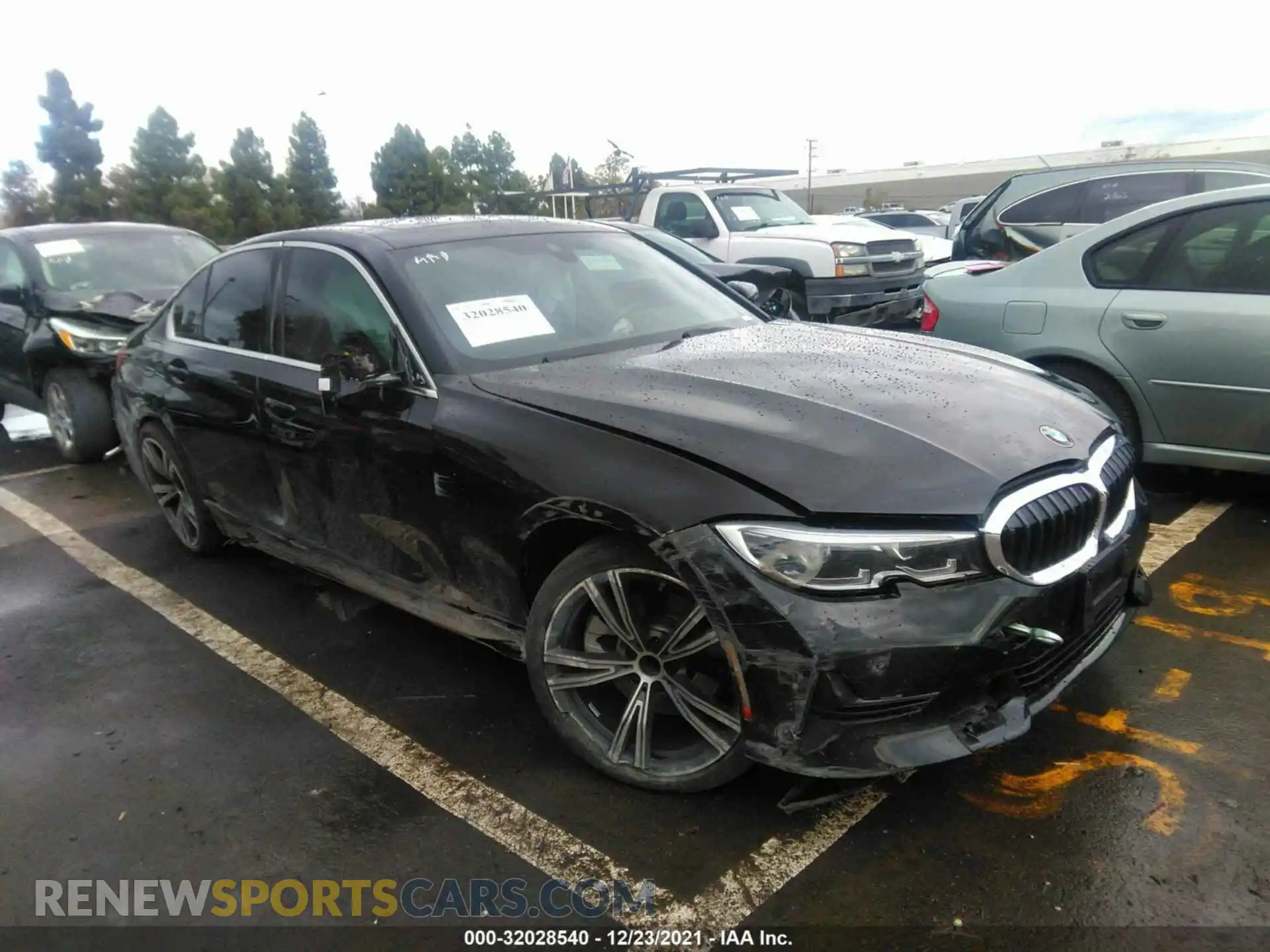 1 Photograph of a damaged car 3MW5R1J07M8B61468 BMW 3 SERIES 2021