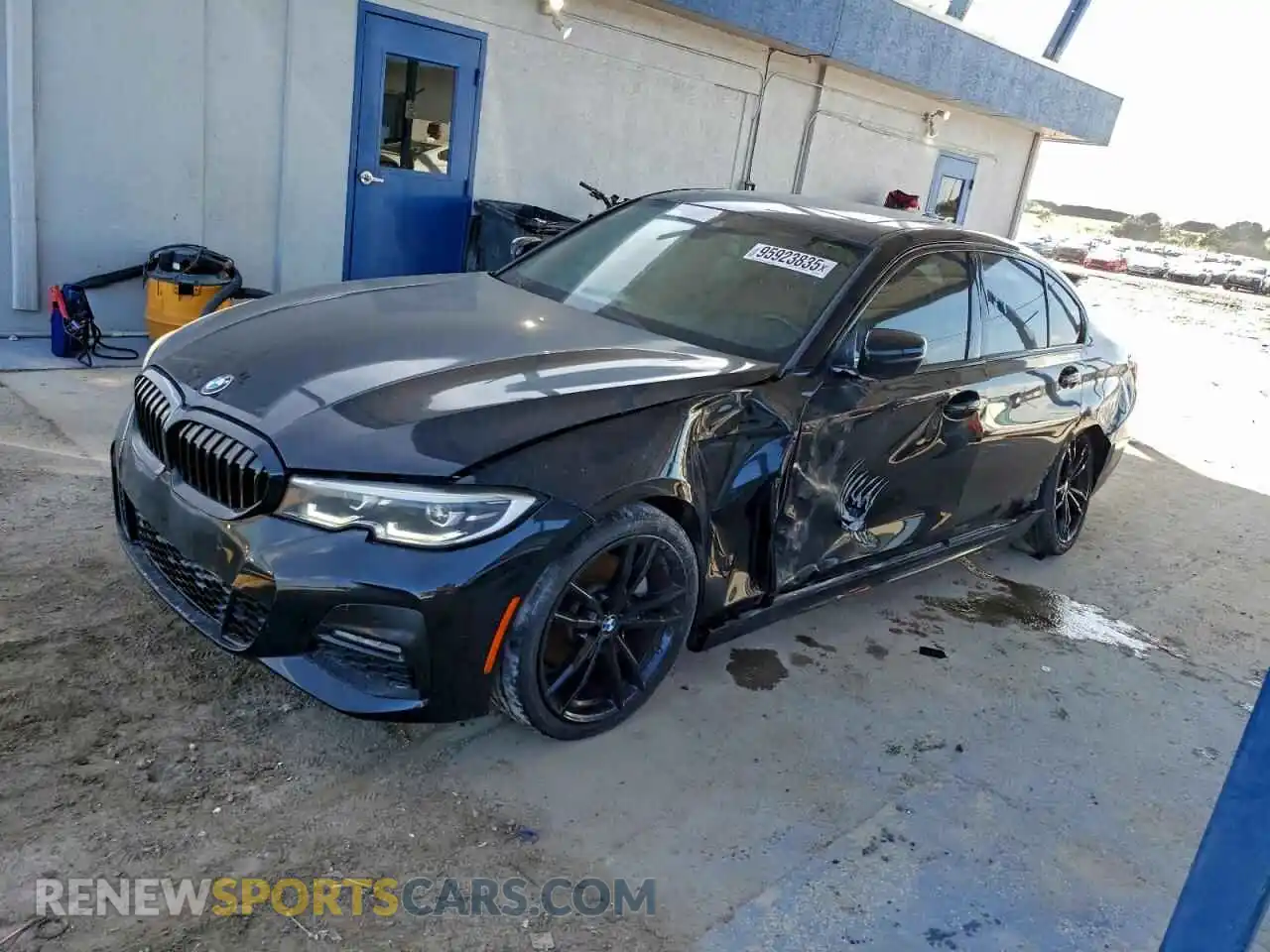 1 Photograph of a damaged car 3MW5R1J07M8C18574 BMW 3 SERIES 2021