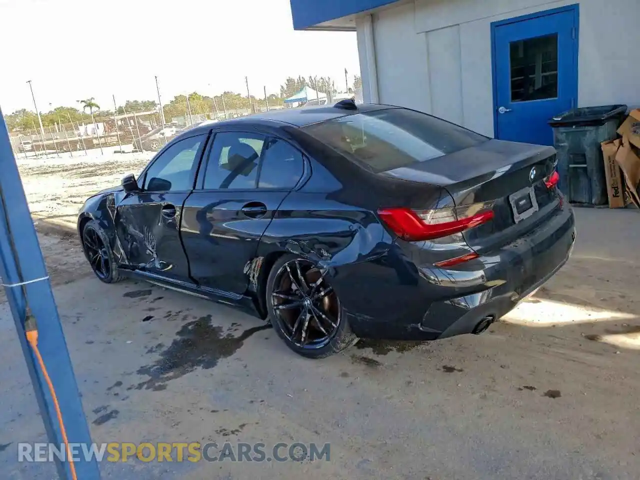 2 Photograph of a damaged car 3MW5R1J07M8C18574 BMW 3 SERIES 2021