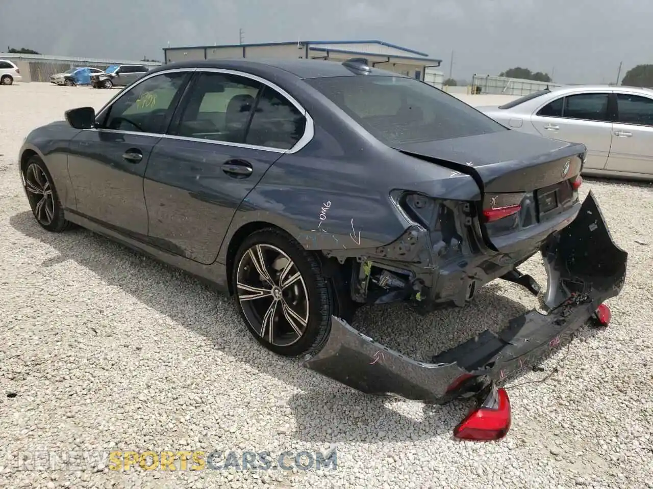 3 Photograph of a damaged car 3MW5R1J09M8B90809 BMW 3 SERIES 2021