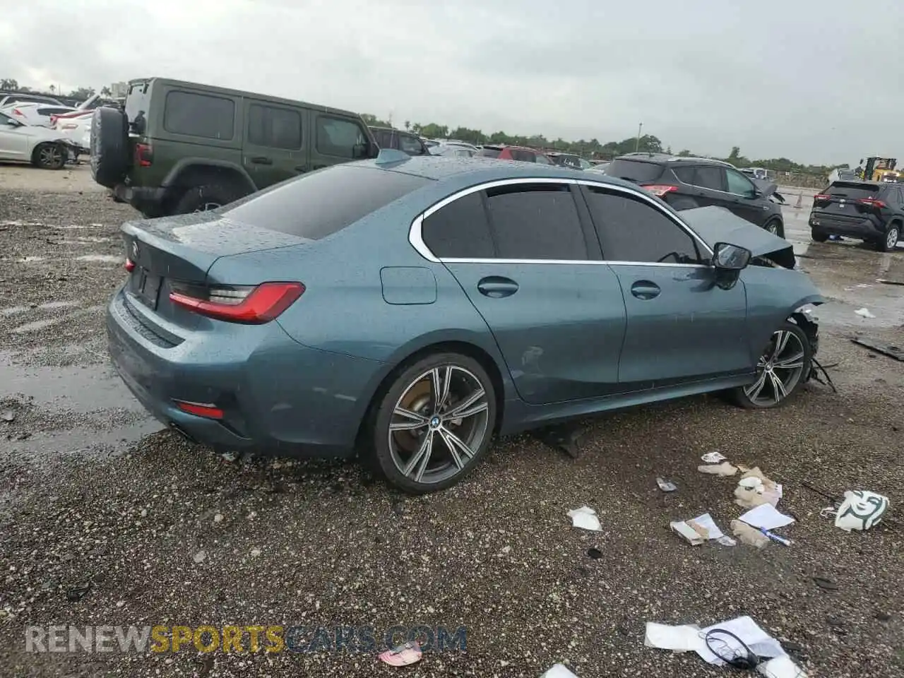 3 Photograph of a damaged car 3MW5R1J0XM8B70715 BMW 3 SERIES 2021