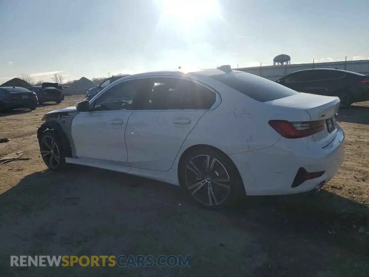 2 Photograph of a damaged car 3MW5R7J00M8B53876 BMW 3 SERIES 2021