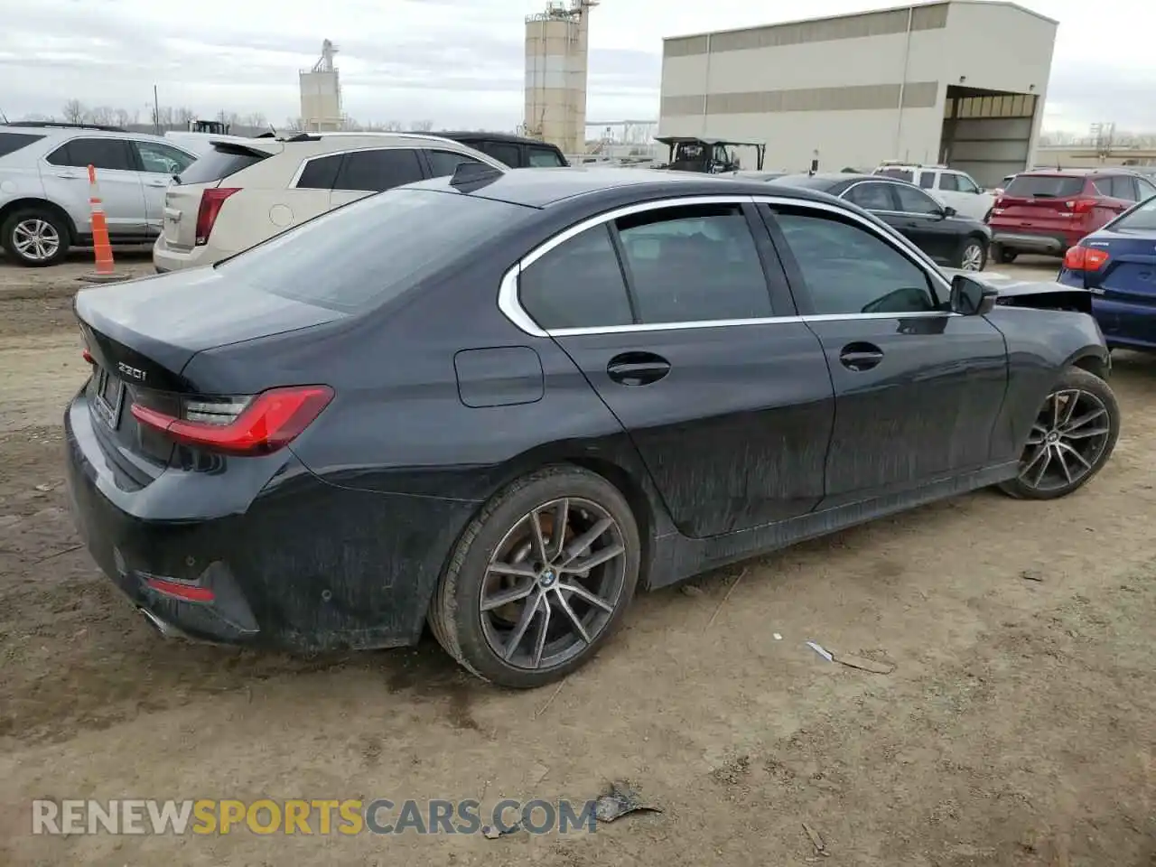 3 Photograph of a damaged car 3MW5R7J01M8B86238 BMW 3 SERIES 2021