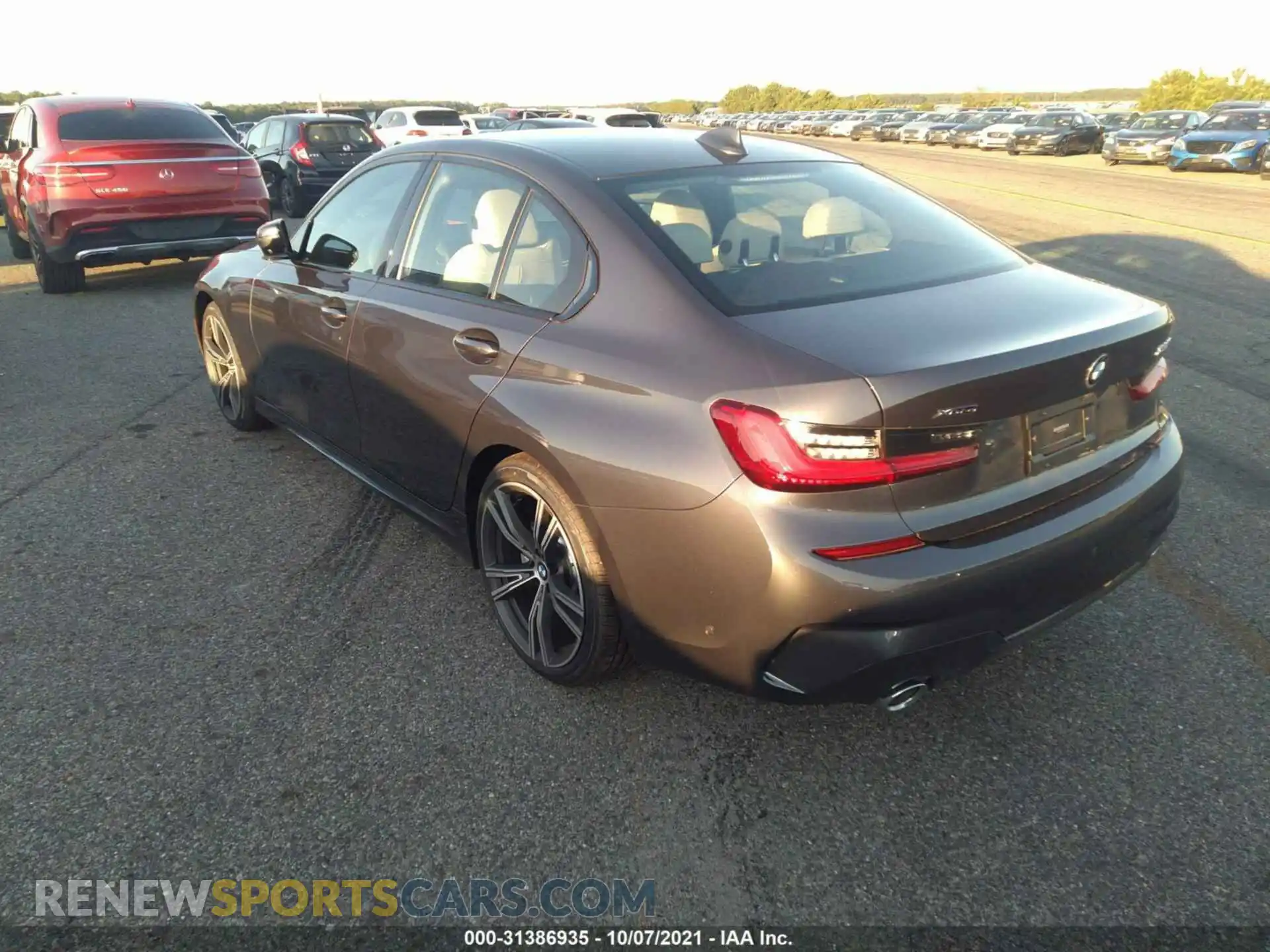 3 Photograph of a damaged car 3MW5R7J01M8C14958 BMW 3 SERIES 2021