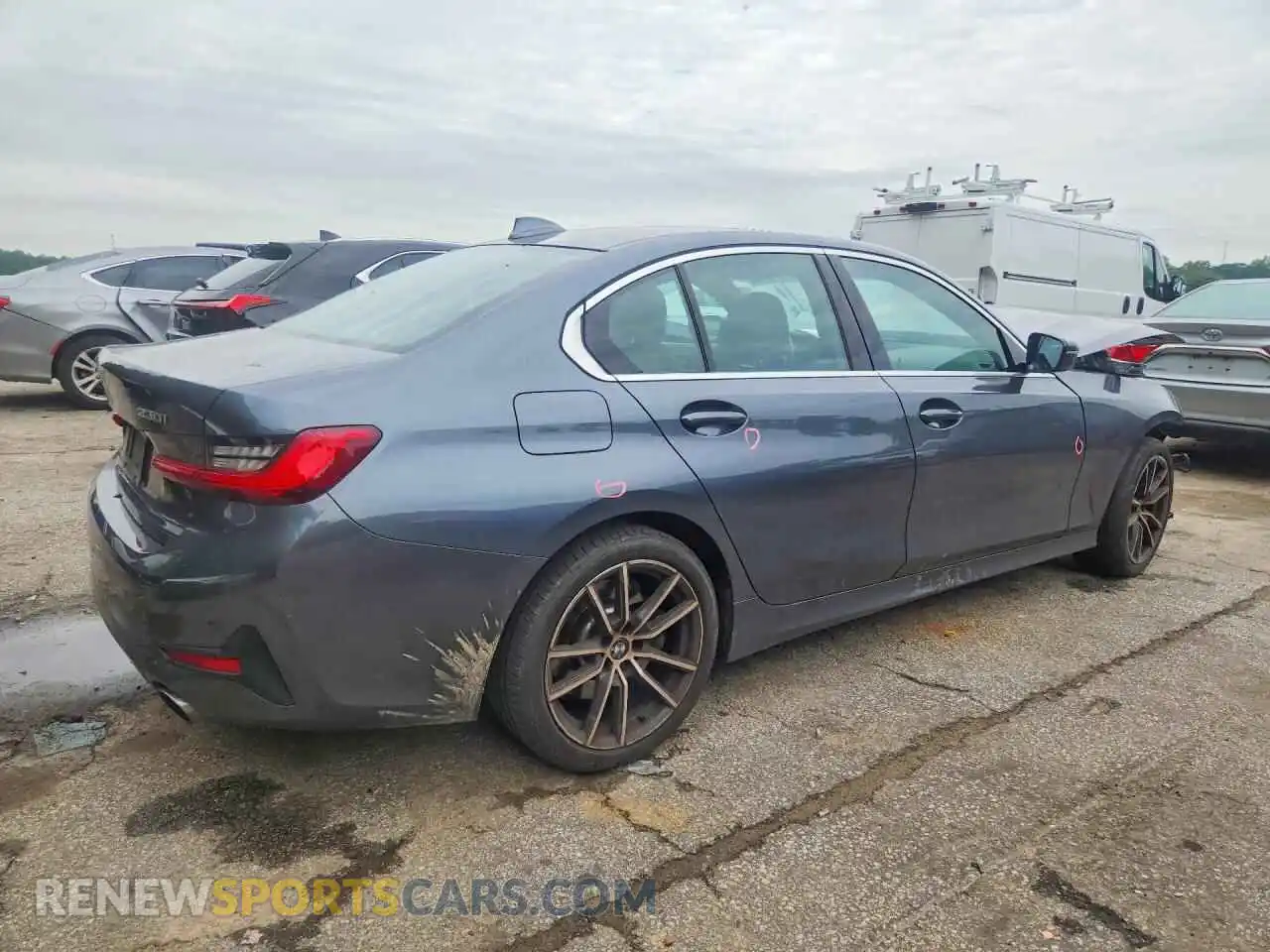 3 Photograph of a damaged car 3MW5R7J01M8C15768 BMW 3 SERIES 2021