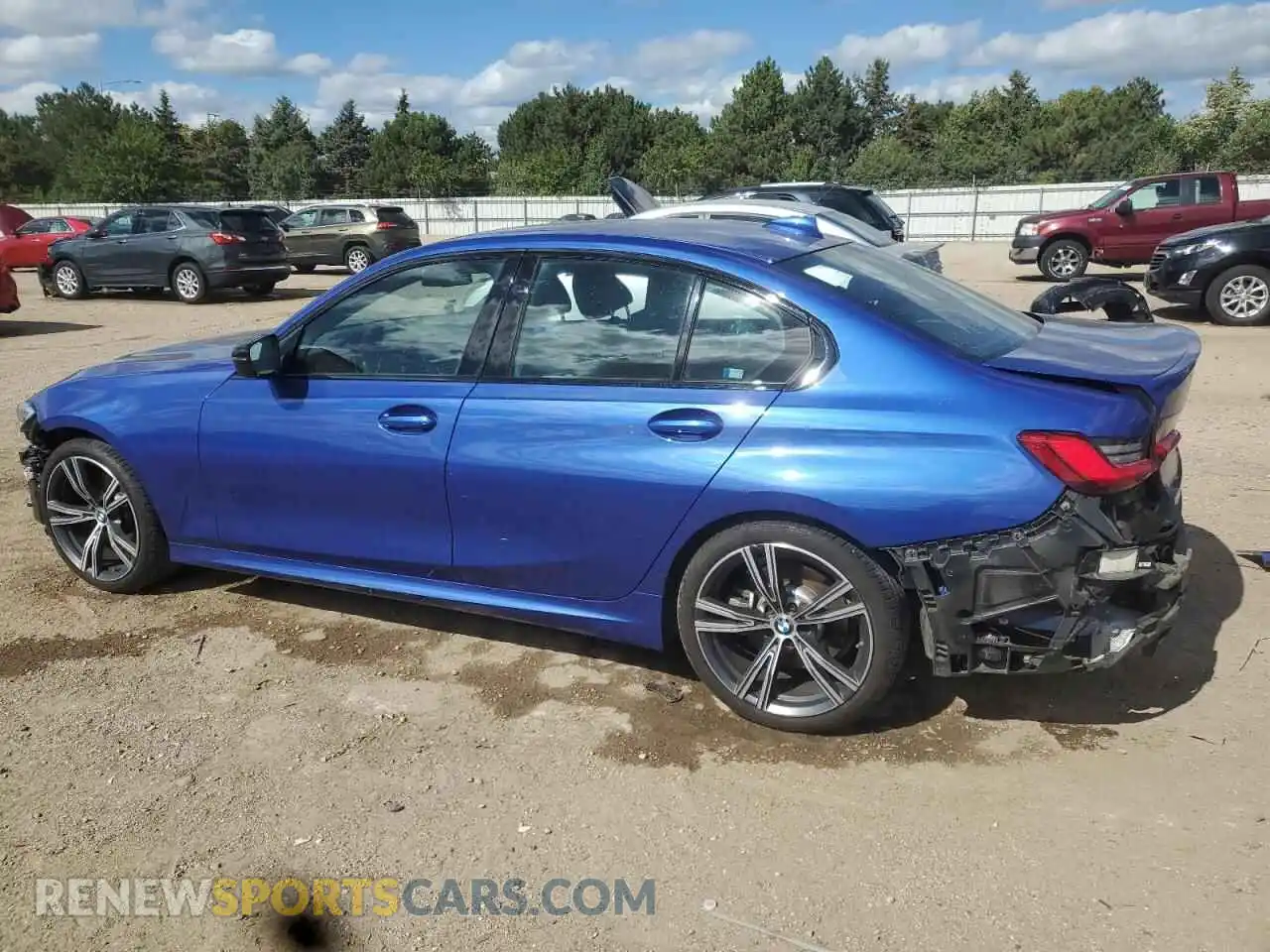2 Photograph of a damaged car 3MW5R7J02M8B59615 BMW 3 SERIES 2021