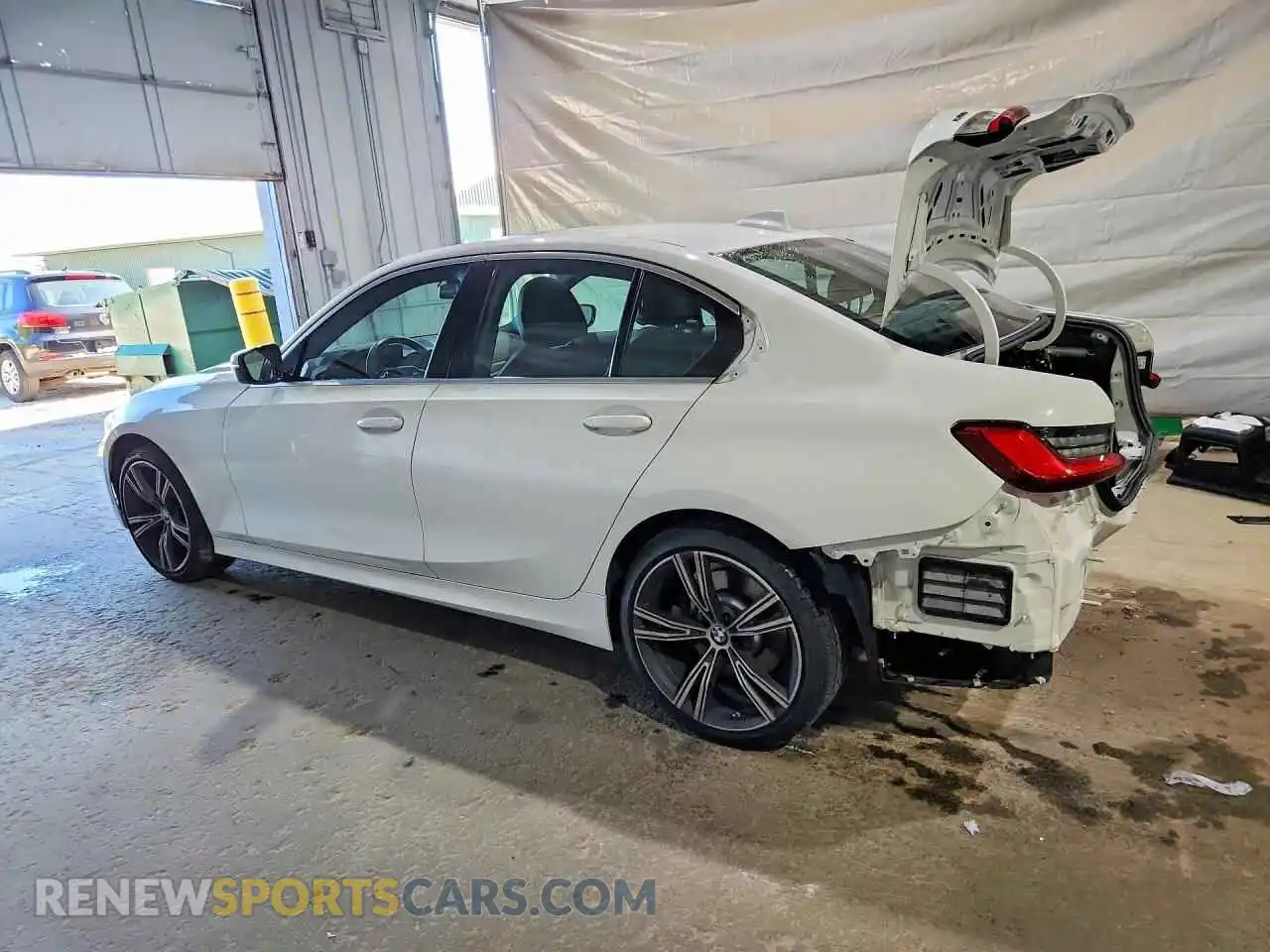 2 fotografías del automóvil dañado 3MW5R7J05M8B70253 BMW 3 SERIES 2021