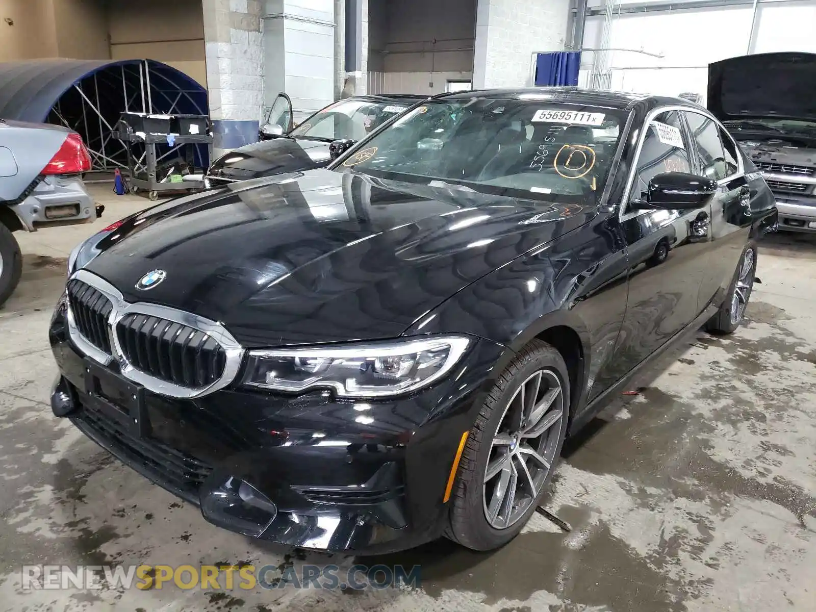 2 Photograph of a damaged car 3MW5R7J05M8B76313 BMW 3 SERIES 2021