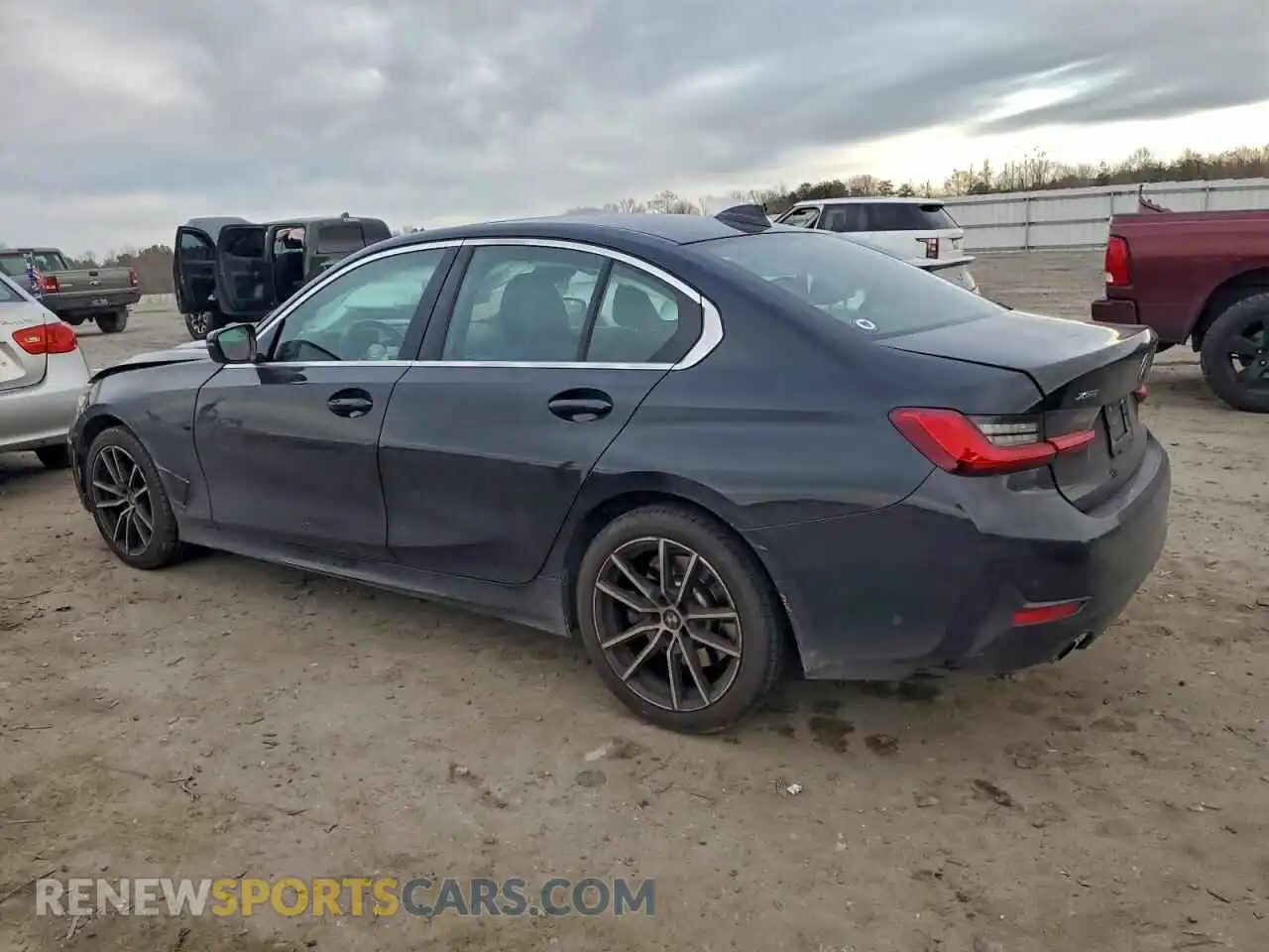 2 Photograph of a damaged car 3MW5R7J05M8B86128 BMW 3 SERIES 2021