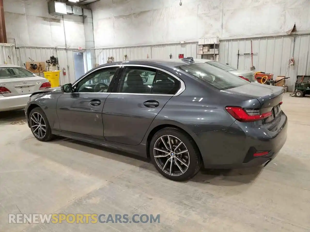 2 Photograph of a damaged car 3MW5R7J06M8B89958 BMW 3 SERIES 2021