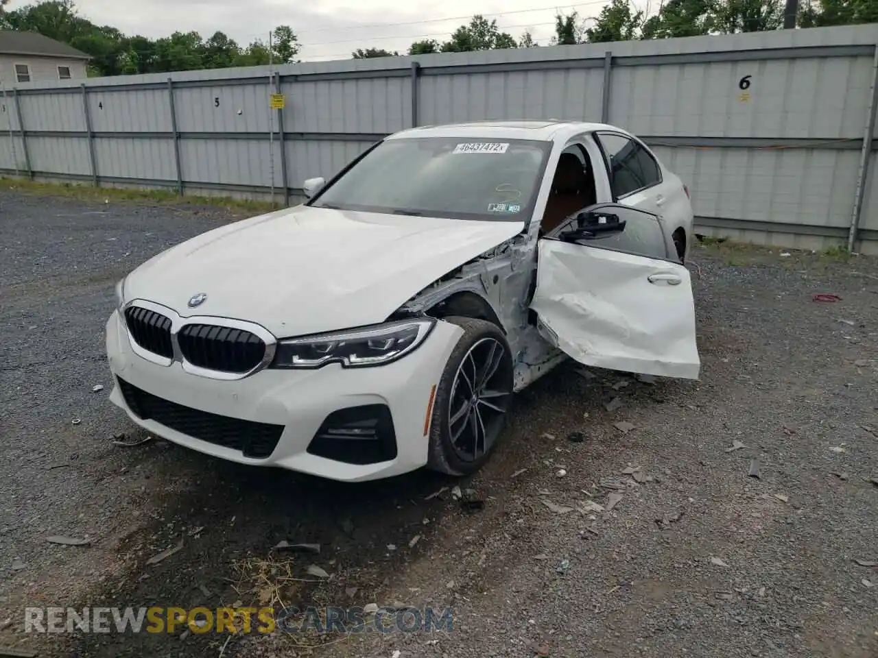 2 fotografías del automóvil dañado 3MW5R7J06M8C05690 BMW 3 SERIES 2021