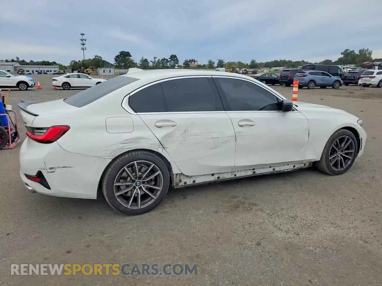 3 Фотография поврежденного автомобиля 3MW5R7J09M8B73043 BMW 3 SERIES 2021