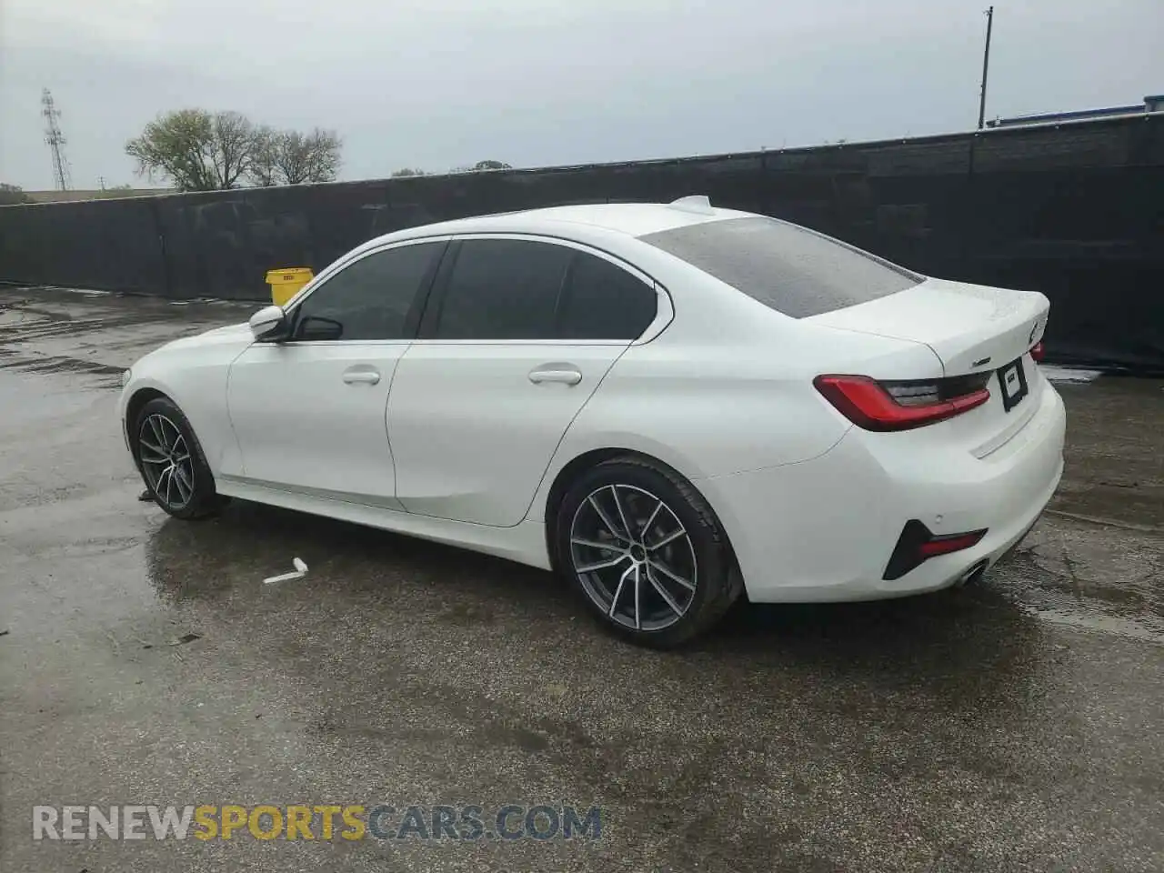 2 Photograph of a damaged car 3MW5R7J09M8B74497 BMW 3 SERIES 2021