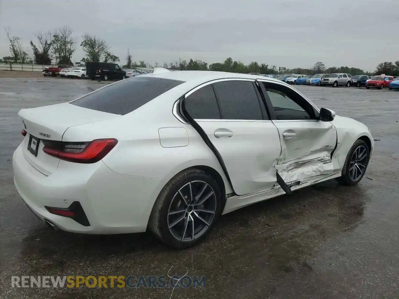 3 Photograph of a damaged car 3MW5R7J09M8B74497 BMW 3 SERIES 2021