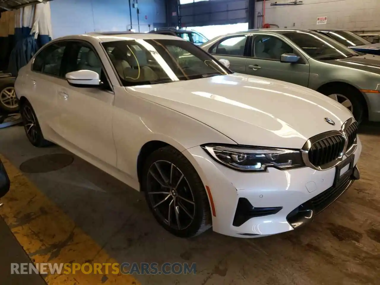 1 Photograph of a damaged car 3MW5R7J09M8C07904 BMW 3 SERIES 2021