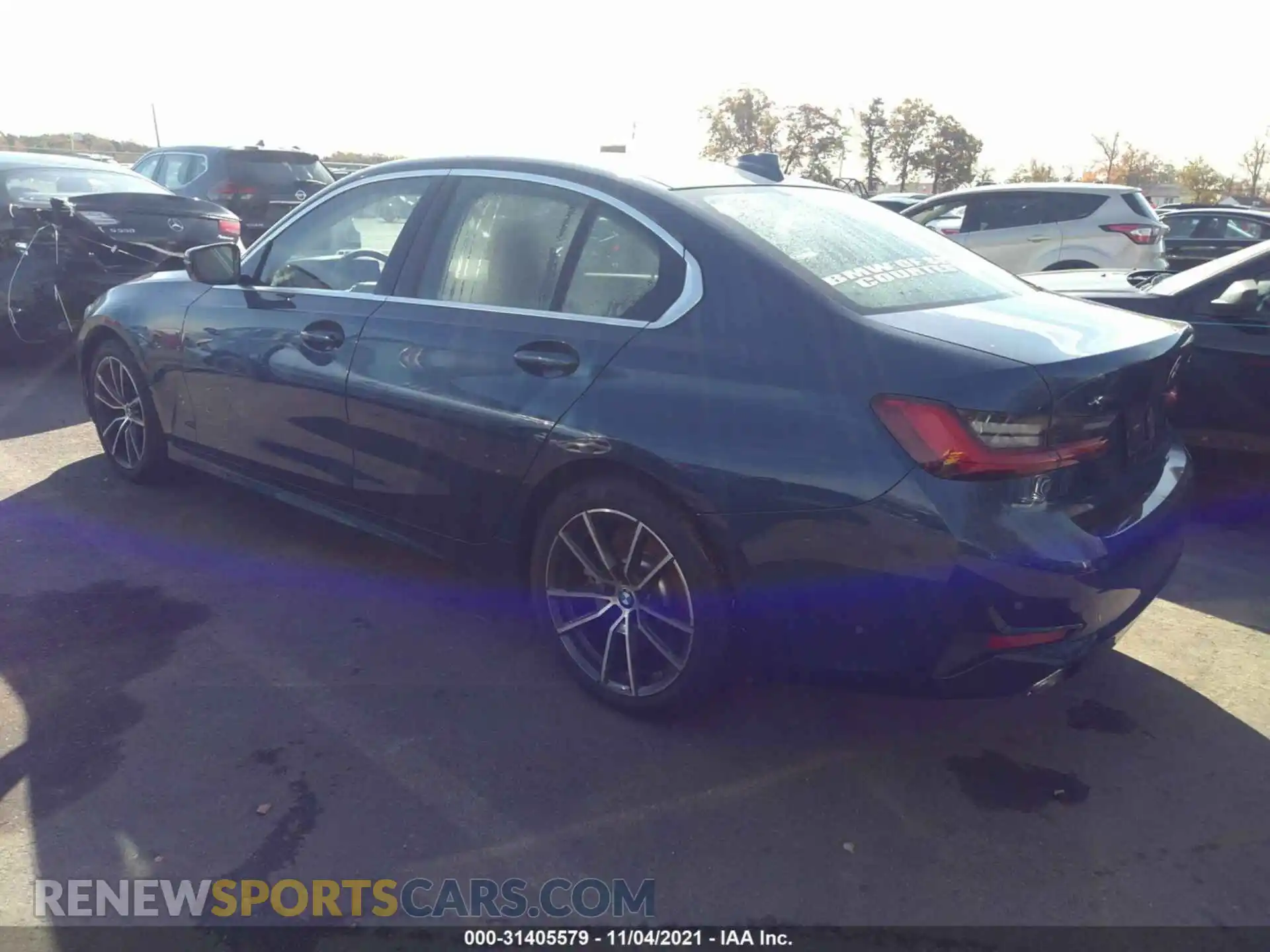 3 Photograph of a damaged car 3MW5R7J09M8C18773 BMW 3 SERIES 2021