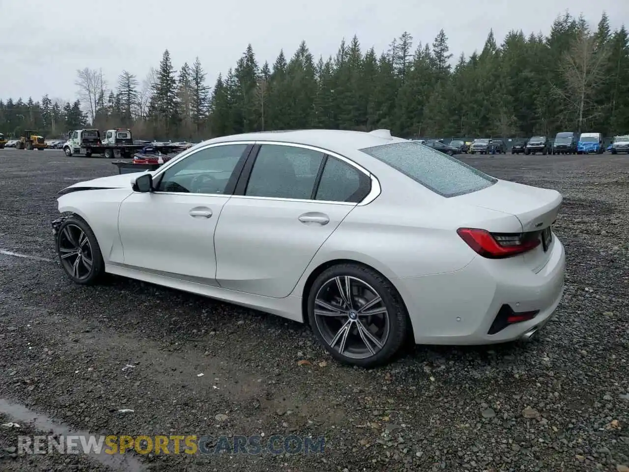 2 Photograph of a damaged car 3MW5R7J0XM8B95570 BMW 3 SERIES 2021