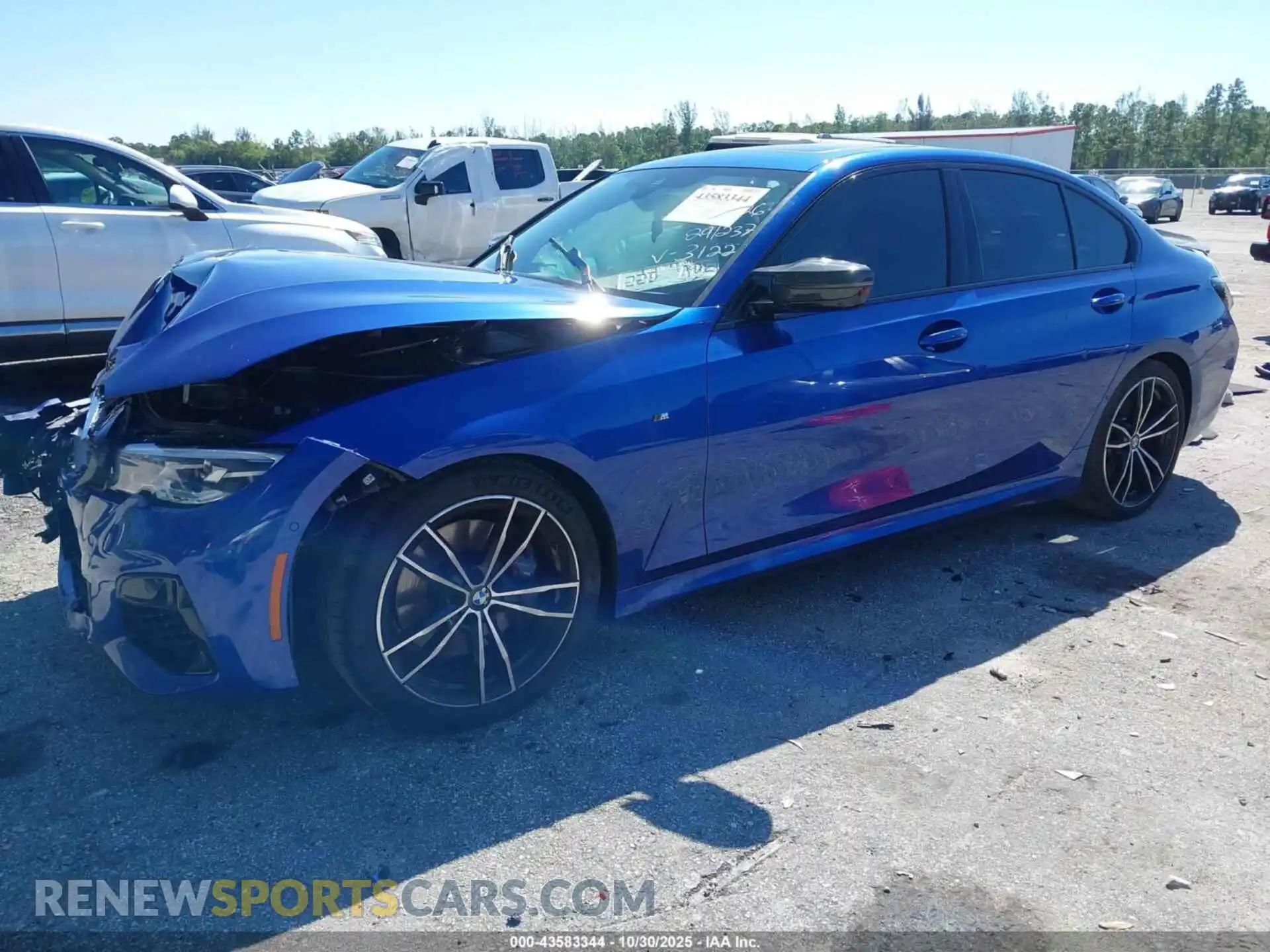 2 Photograph of a damaged car 3MW5U7J01M8B63122 BMW 3 SERIES 2021