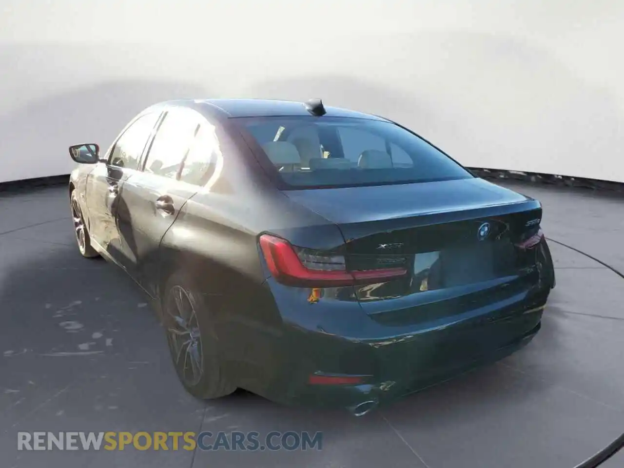 3 Photograph of a damaged car 3MW5P9J07N8C69787 BMW 3 SERIES 2022