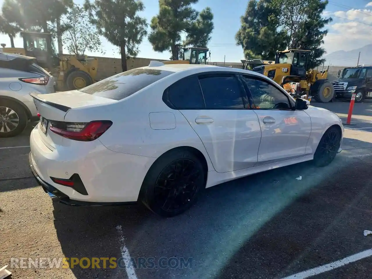 3 Photograph of a damaged car 3MW5R1J02N8C51175 BMW 3 SERIES 2022